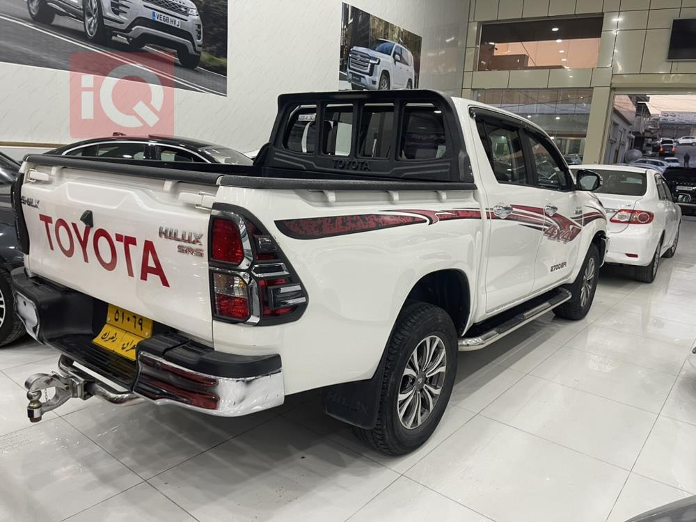 تويوتا هايلوكس